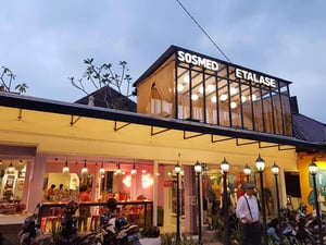 Sosmed Cafe Abdullah Lubis